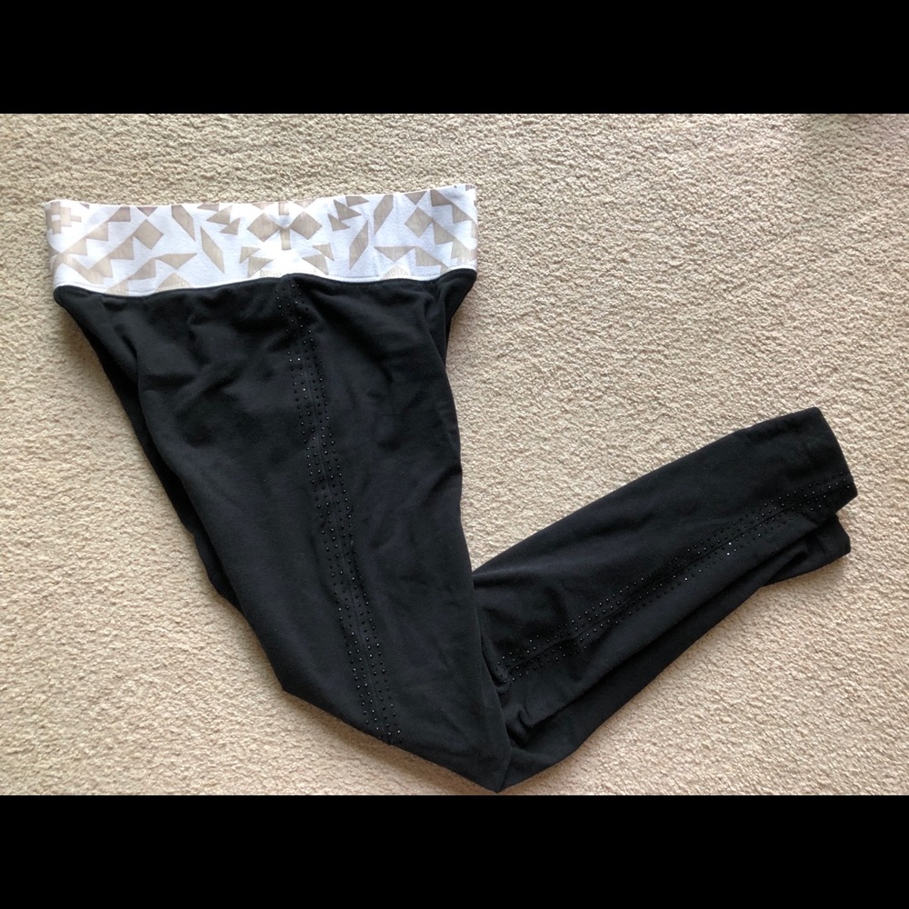 Love EXPRESS Yoga Leggings Pants Black Studs Sides Studded Embellished Small S